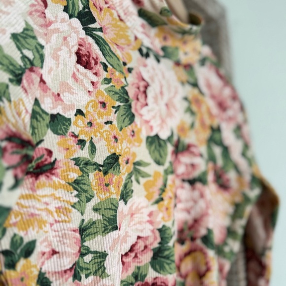 Sezane Felix Jumper in London Bouquet - Picture 2 of 7